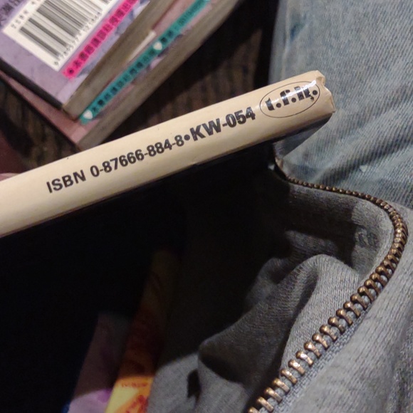 Taming and training Macaws birds by risa teitler - Picture 5 of 12